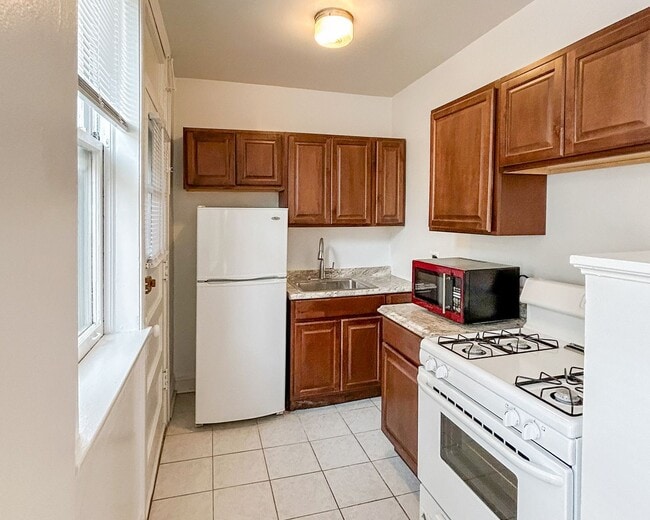 Foto del edificio - 4506 N Ashland Ave
