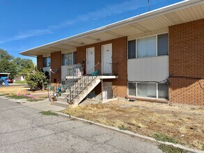 Building Photo - 522-528 200 E