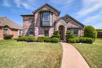 Building Photo - 1621 Cattail Creek Dr