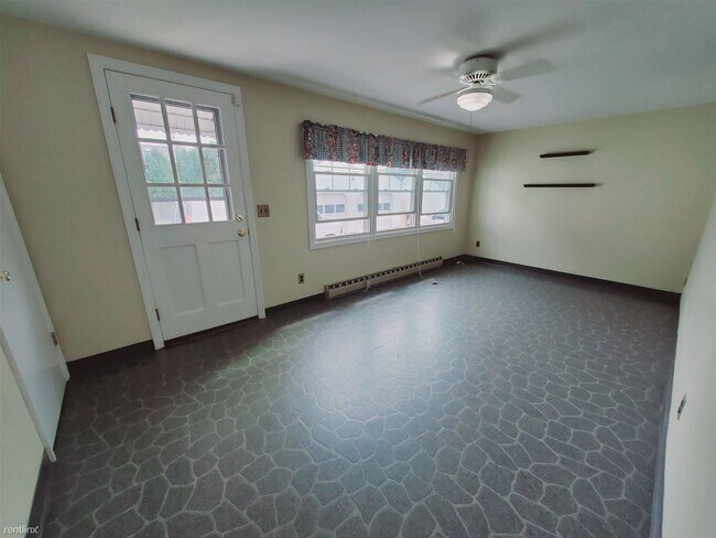 Foto del edificio - 4 br, 2 bath House - 46 Houston Ter Unit 1