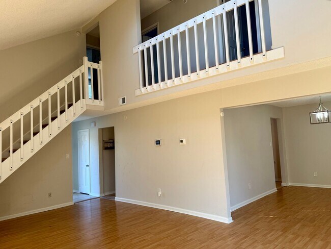 Building Photo - Beautiful Single-Family Home in Green Run