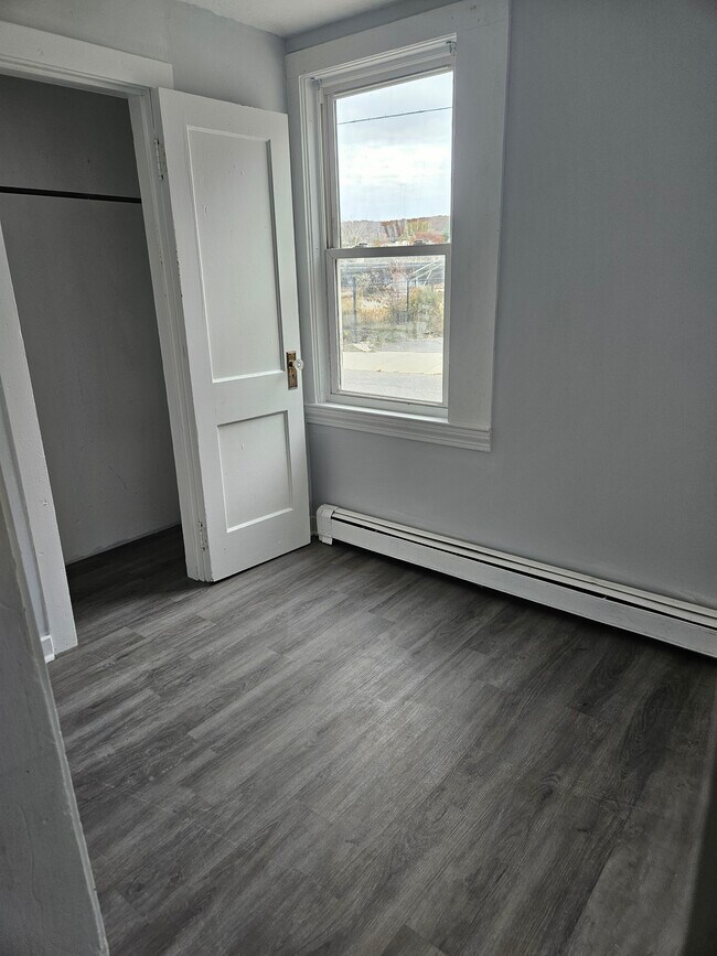 Building Photo - 26 Fairmount St