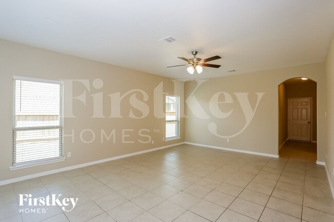 Building Photo - 12934 Crombie Dr