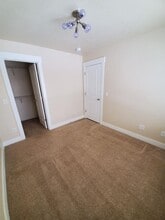 Building Photo - 1049 Quarry View Way