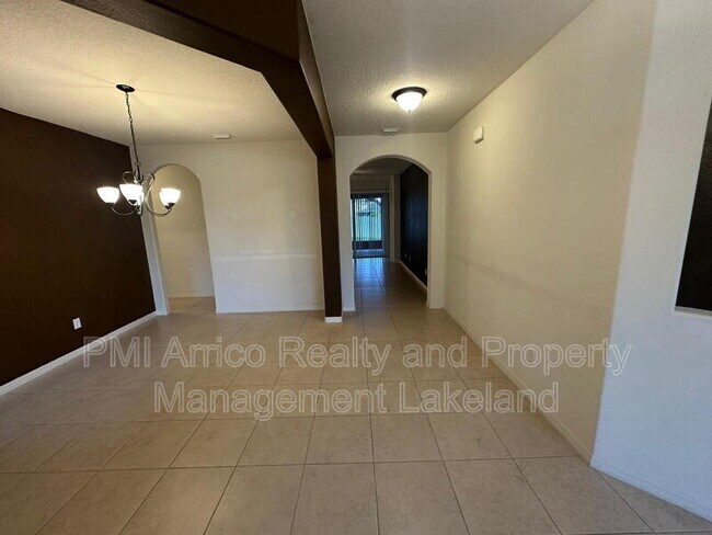 Foto del edificio - 2009 Country Aire Loop