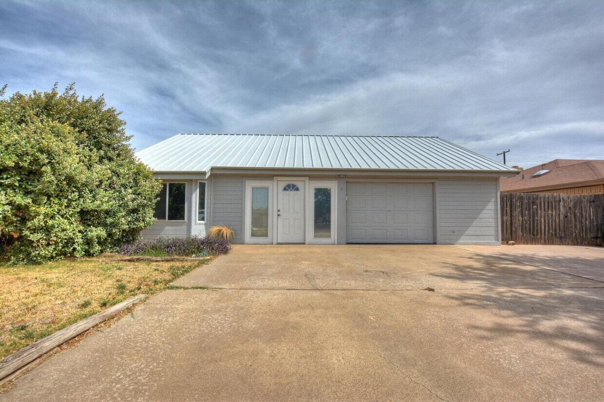 Foto principal - 4816 61st St