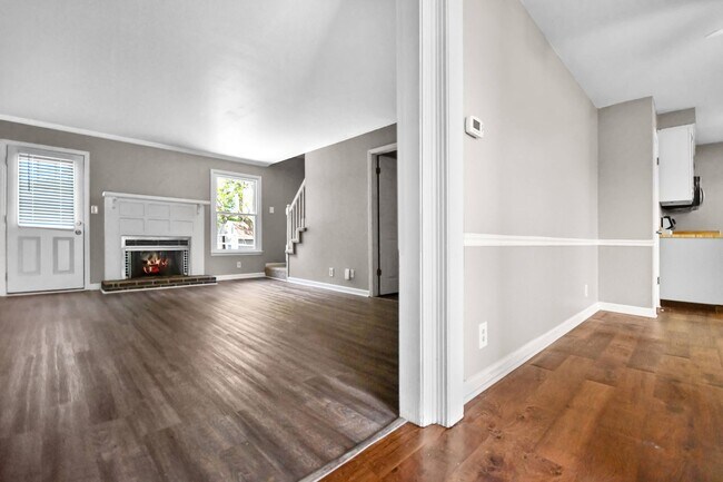 Foto del edificio - Pet Friendly Three Bedroom!