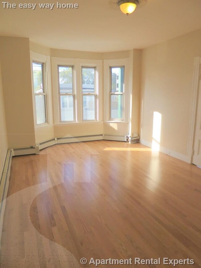 Building Photo - 90 Norfolk St