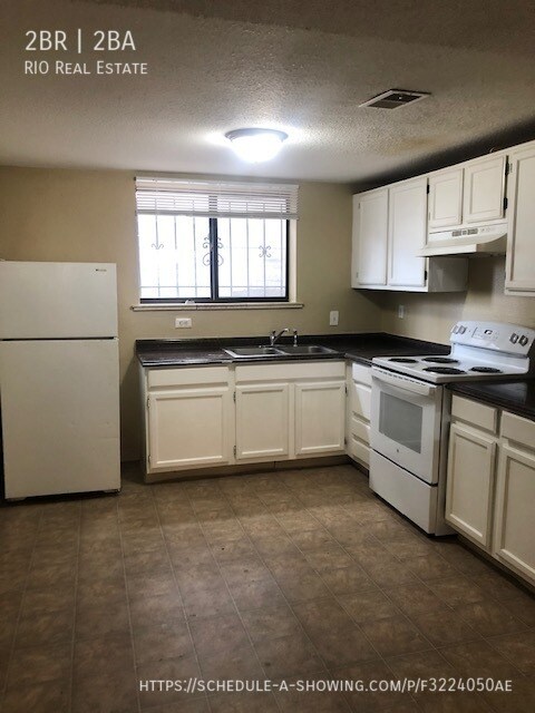 Foto del edificio - 2110 N Williams St