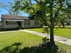 Building Photo - 9406 Crystal Springs Rd