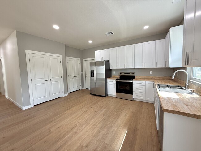 Foto del edificio - 924 F St SW