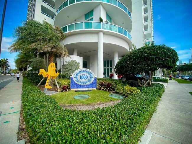 Foto del edificio - 1800 N Bayshore Dr