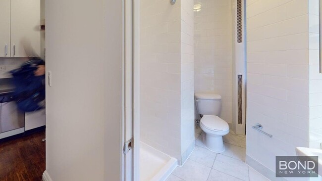 Building Photo - 151 Mott St