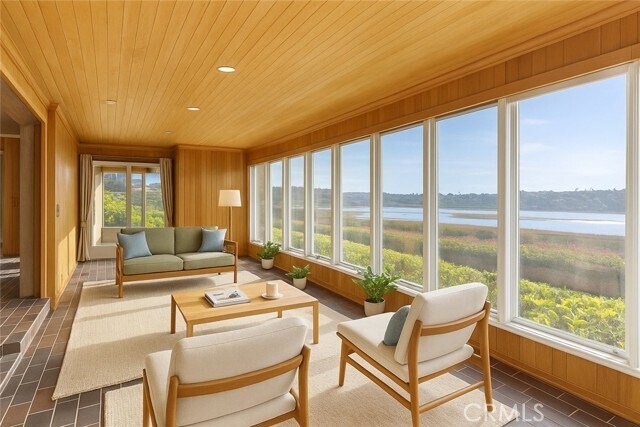 Foto del edificio - 319 Avenida Cerritos