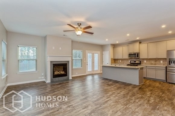 Building Photo - NOW AVAILABLE! - 3960 Lake Manor Way, Atla...