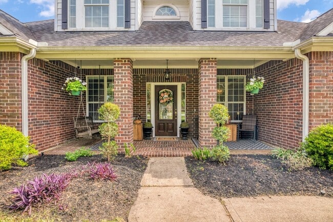 Foto del edificio - 8810 Tumblewood Dr