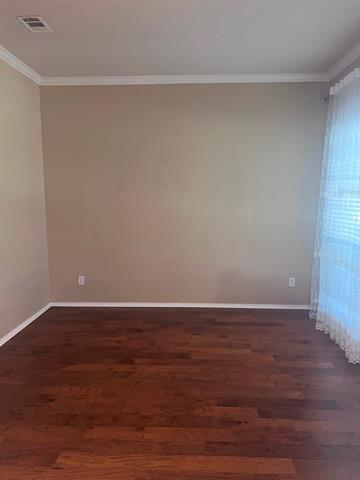 Building Photo - 11490 La Grange Dr