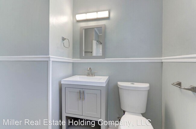 Building Photo - 3 br, 1 bath House - 1203 East 57th Street
