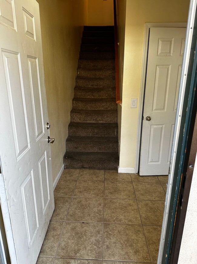 Foto del edificio - 2669 Sunny Ln