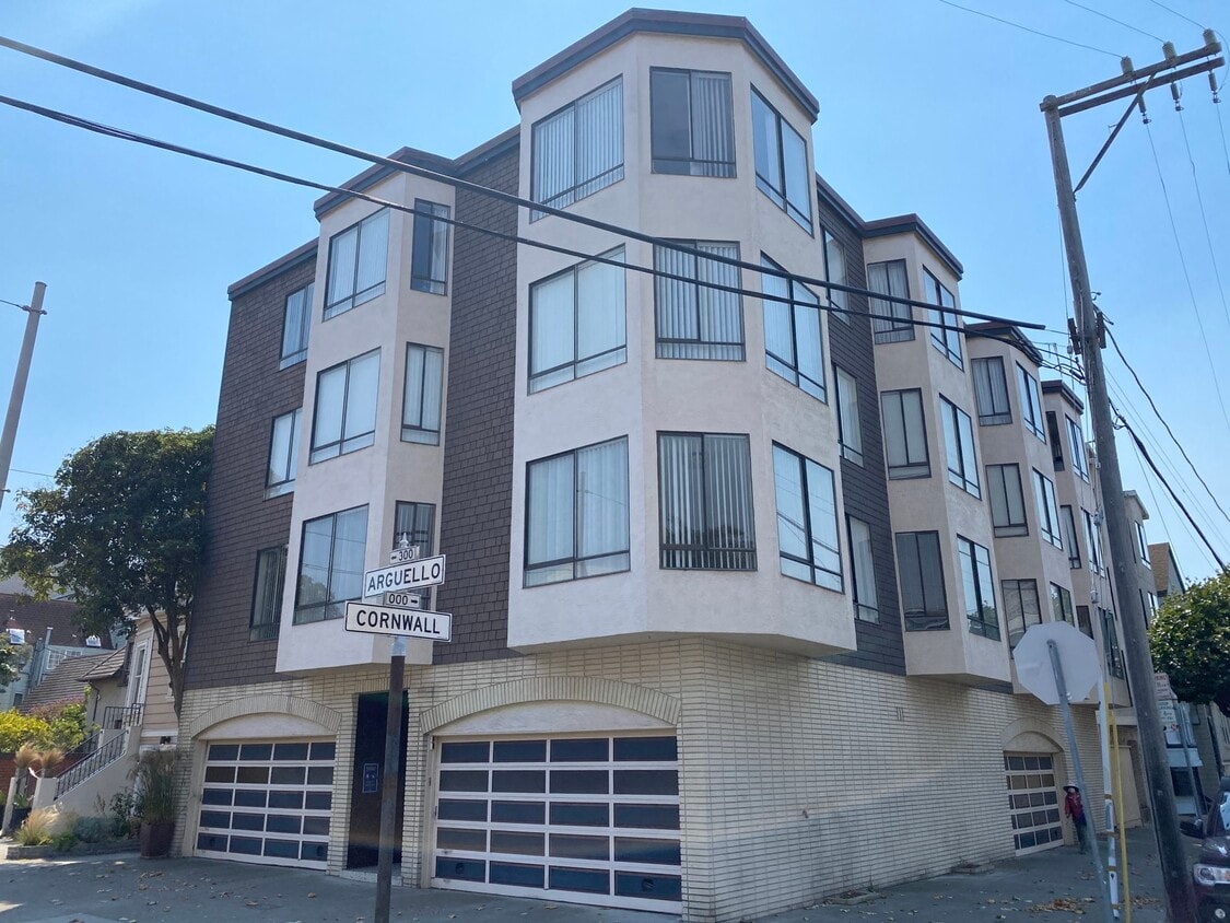 Primary Photo - 303 Arguello Blvd