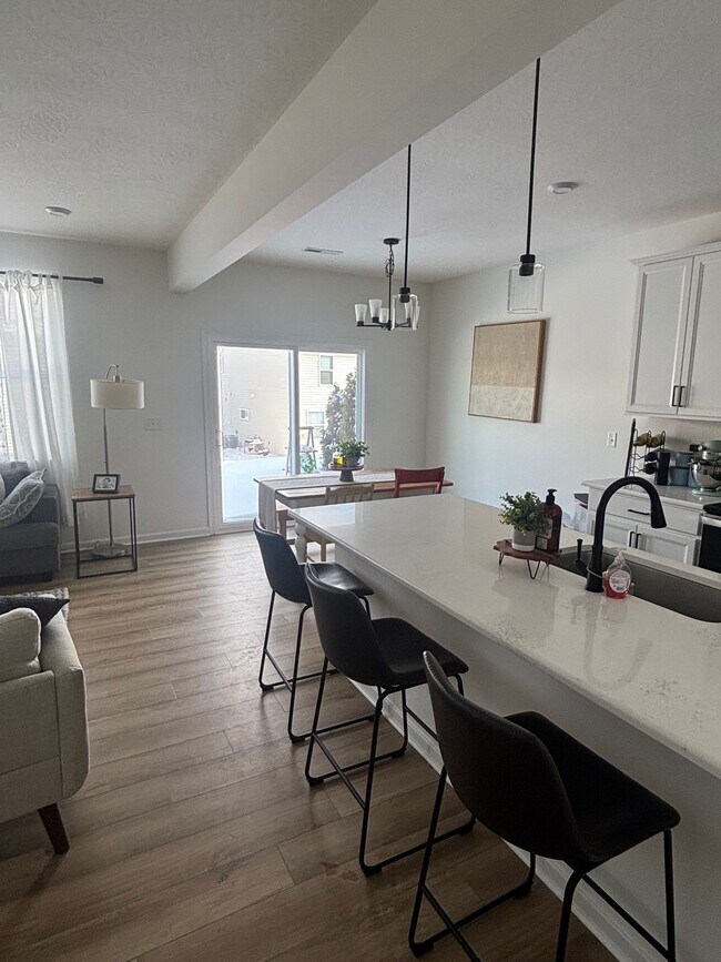 Building Photo - 3885 Volterra Ln