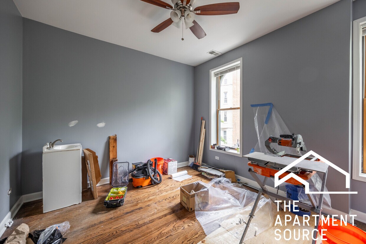 Foto principal - 533 W Wrightwood Ave