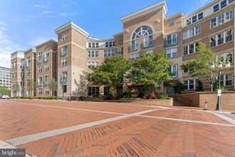 Building Photo - 12001 Market St
