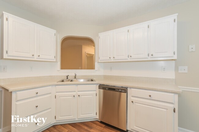 Building Photo - 3645 Range Way
