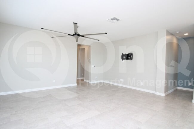 Building Photo - 25538 N 144th Ln
