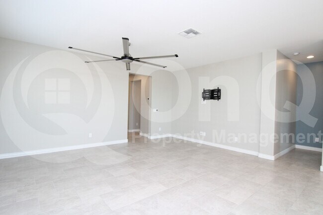 Foto del edificio - 25538 N 144th Ln