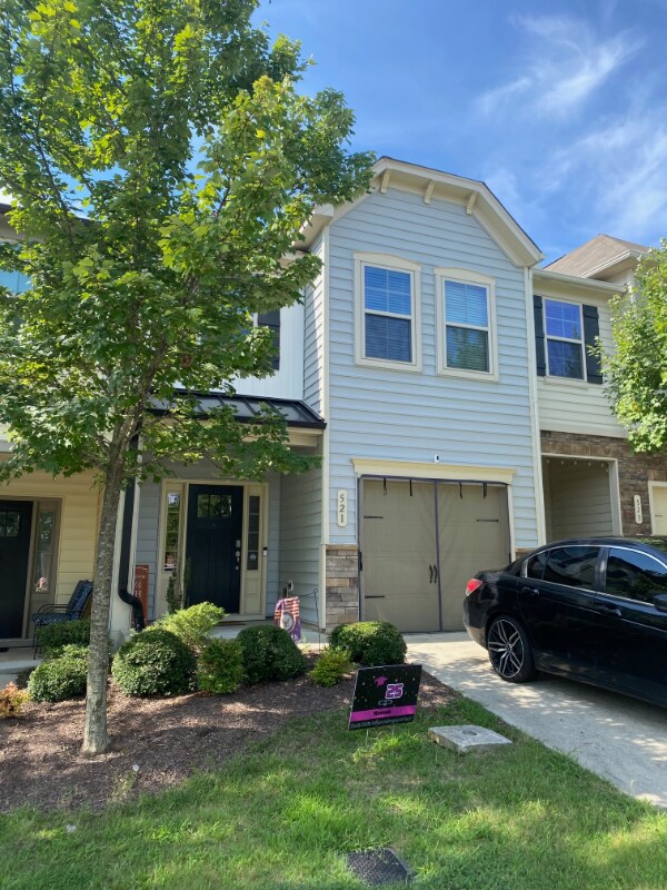 Foto principal - 521 Timpson Ave
