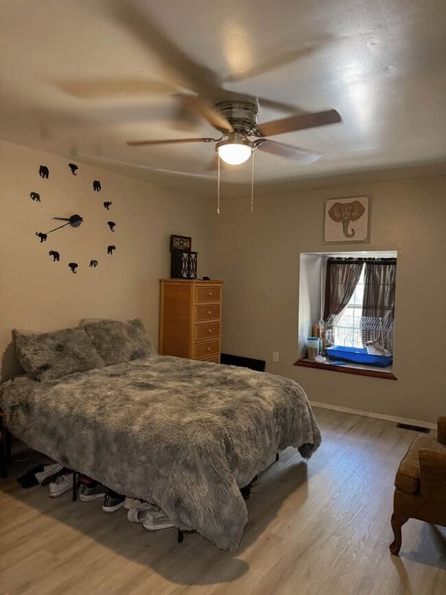 Building Photo - Townhouses - Exeter, MO