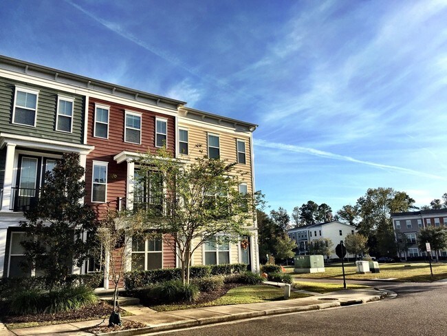 Foto del edificio - 1556 Bluewater Way