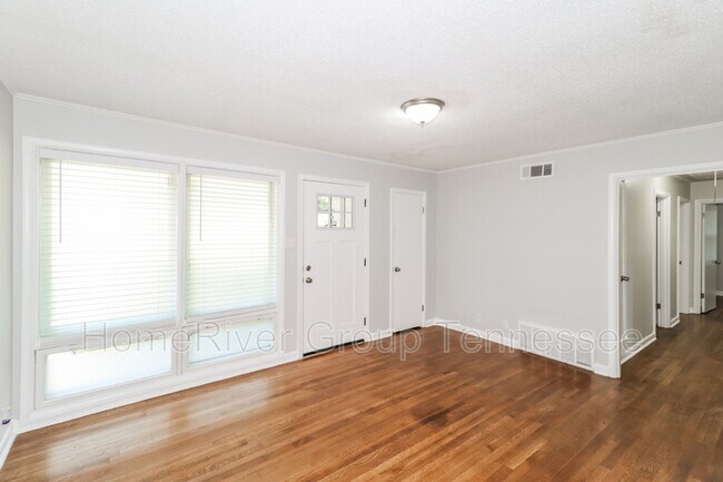 Building Photo - 4167 Philsdale Ave