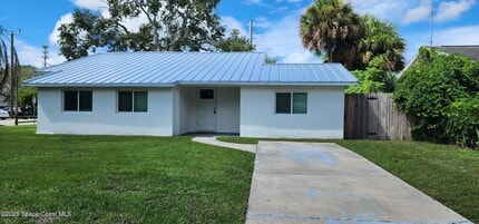 Building Photo - 1576 Avocado Ave