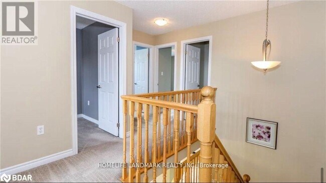 Building Photo - 61 Summerset Dr