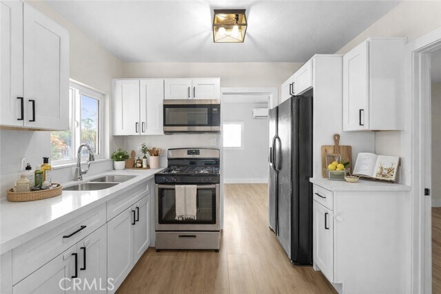 Foto del edificio - 906 N Allen St