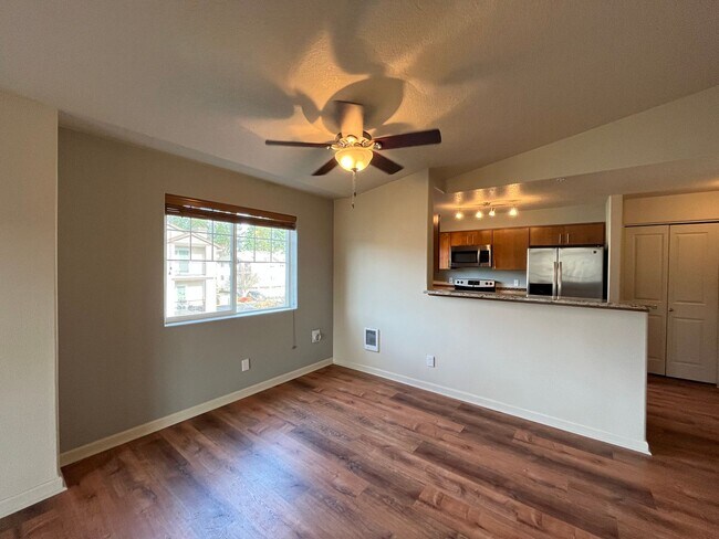 Foto del edificio - Spacious Beaverton 2 Bed 2 Bath Condo - Ga...