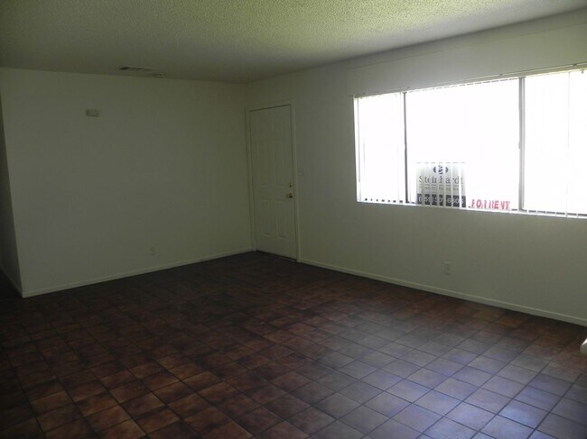 Foto del edificio - 12555 S Henderson Rd