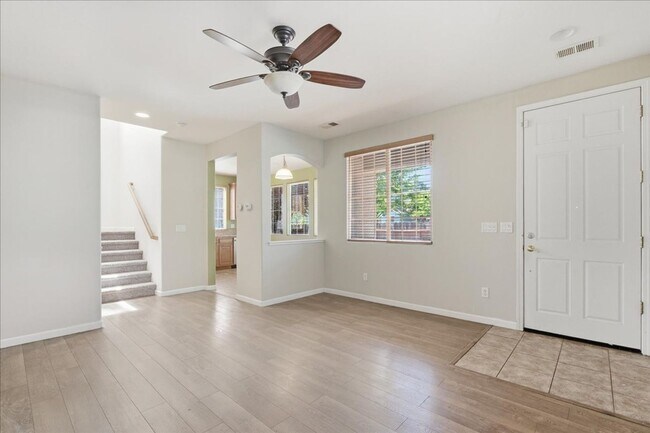 Foto del edificio - 2803 Crested St