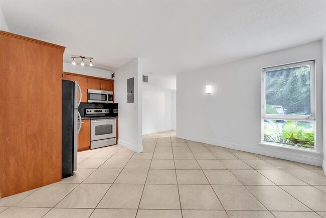 Foto del edificio - 150 SW 10th St