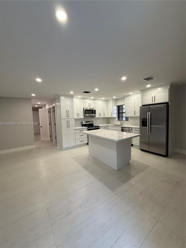Foto del edificio - 8772 SW 143rd St