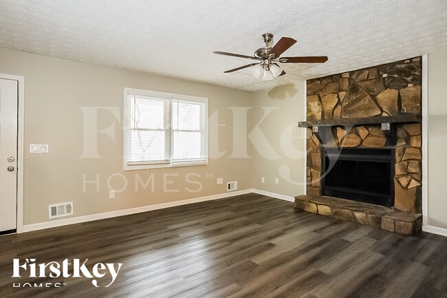 Building Photo - 2603 Mountain Brook Rd