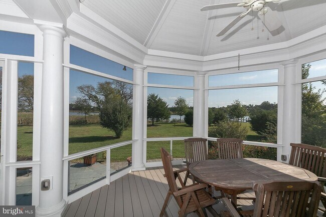 Foto del edificio - 5547 Whitehall Rd