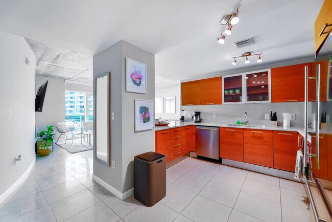Foto del edificio - 3250 NE 1st Ave
