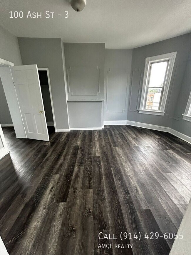 Photo - 100 Ash St Apartment