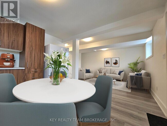 Photo du bâtiment - 51 Loraine Dr