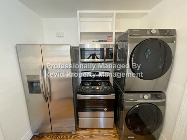 Foto del edificio - Beautiful 2 Bed 1 Bath near U of M!