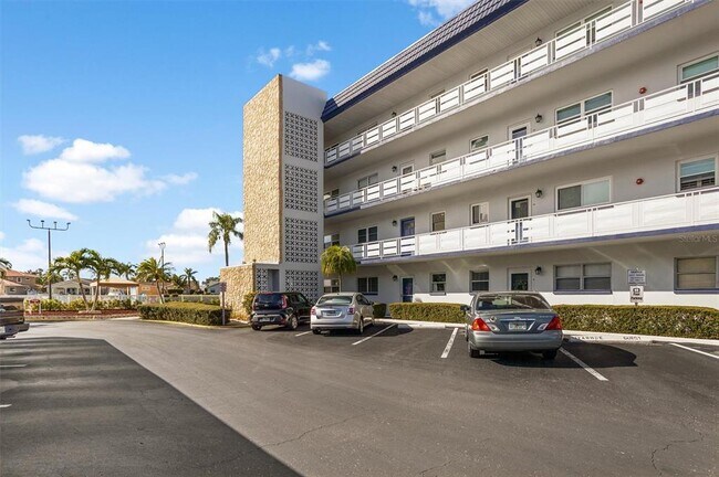 Foto del edificio - 5955 30th Ave S