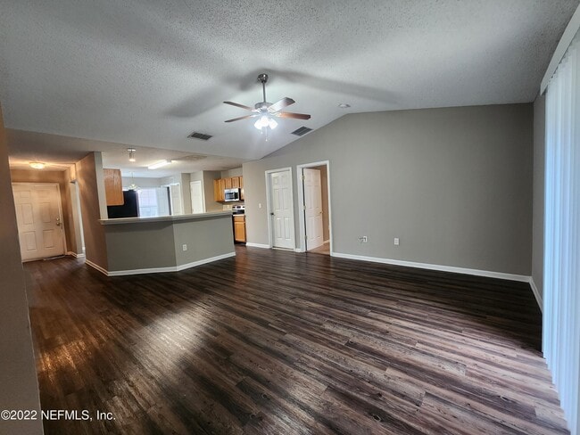 Building Photo - 9263 Whisper Glen Dr